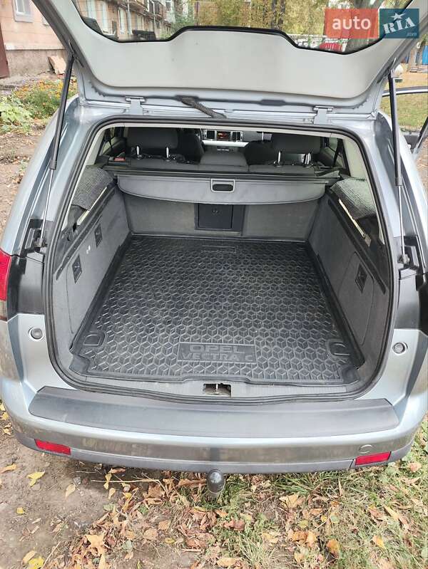 Универсал Opel Vectra 2004 в Полтаве