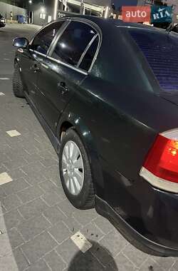 Седан Opel Vectra 2004 в 