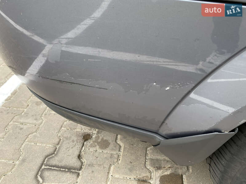 Седан Opel Vectra 2003 в Києві