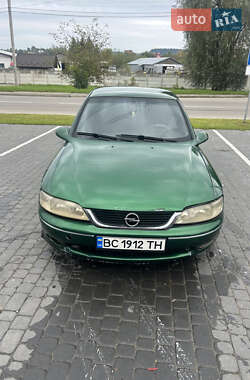 Седан Opel Vectra 1996 в Трускавце