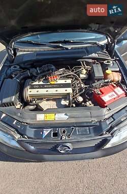 Седан Opel Vectra 1997 в 
