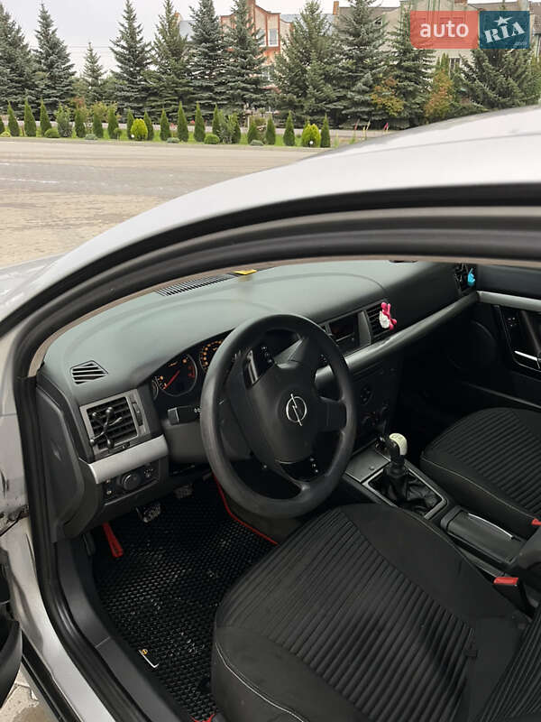 Седан Opel Vectra 2003 в Тернополе фото 8 Седан Opel Vectra 2003 в Тернополе