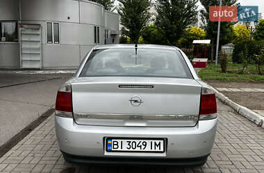 Седан Opel Vectra 2005 в  фото 12 Седан Opel Vectra 2005 в