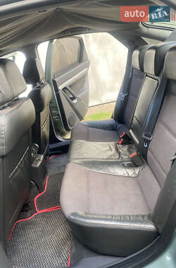 Лифтбек Opel Vectra 2004 в 