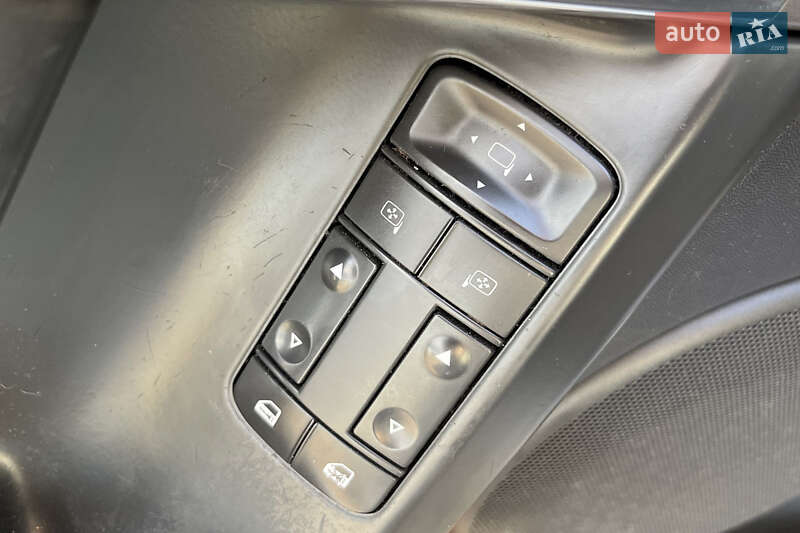 Ліфтбек Opel Vectra 2006 в Стрию фото 9 Ліфтбек Opel Vectra 2006 в Стрию