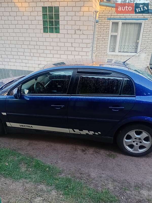 Седан Opel Vectra 2004 в Бобрике фото 3 Седан Opel Vectra 2004 в Бобрике