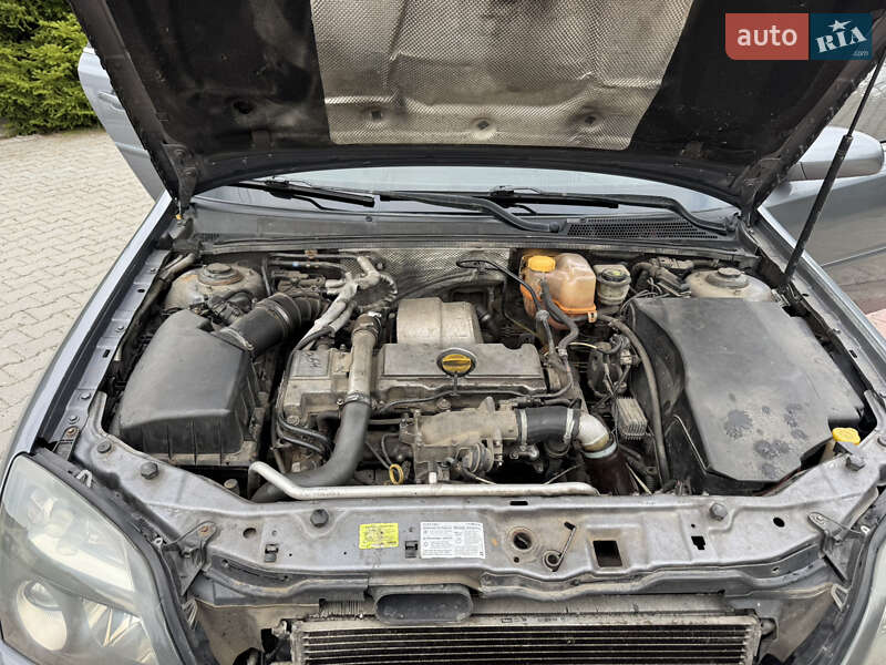 Седан Opel Vectra 2004 в Шепетовке