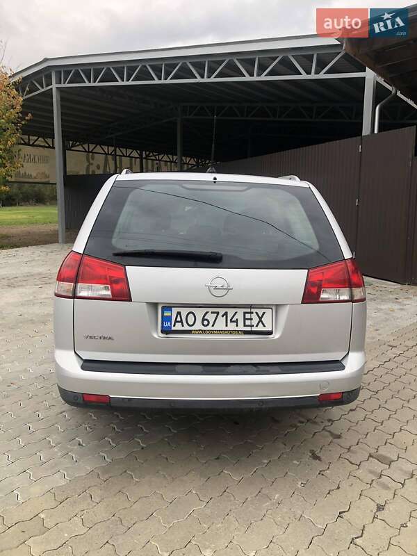 Універсал Opel Vectra 2006 в Поляні