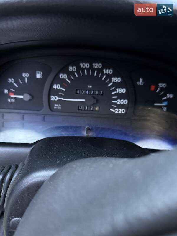 Ліфтбек Opel Vectra 1994 в Ременеві фото 3 Ліфтбек Opel Vectra 1994 в Ременеві