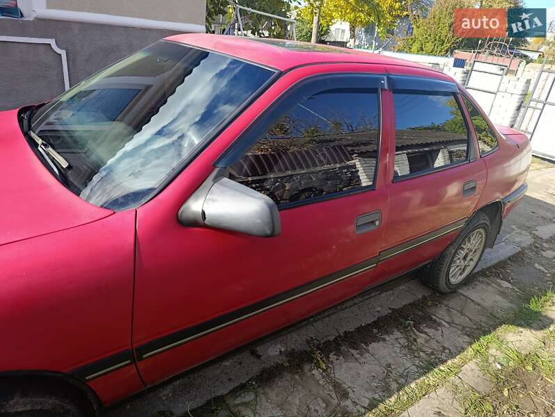 Седан Opel Vectra 1991 в Томашполе фото 6 Седан Opel Vectra 1991 в Томашполе