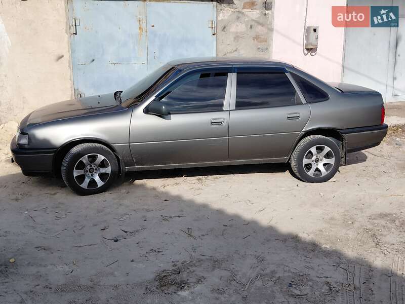 Седан Opel Vectra 1989 в Каменском