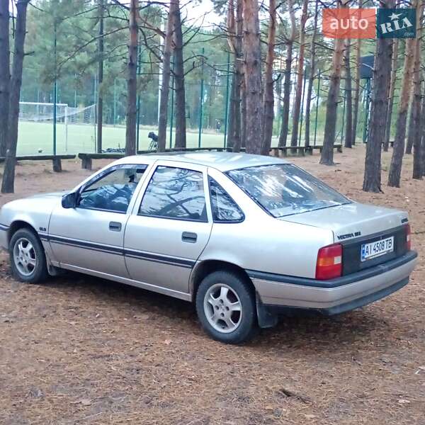 Седан Opel Vectra 1990 в Києві фото 3 Седан Opel Vectra 1990 в Києві