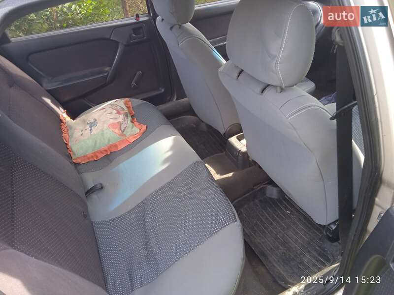Седан Opel Vectra 1993 в Львове фото 3 Седан Opel Vectra 1993 в Львове