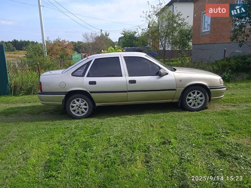 Седан Opel Vectra 1993 в Львове фото 9 Седан Opel Vectra 1993 в Львове