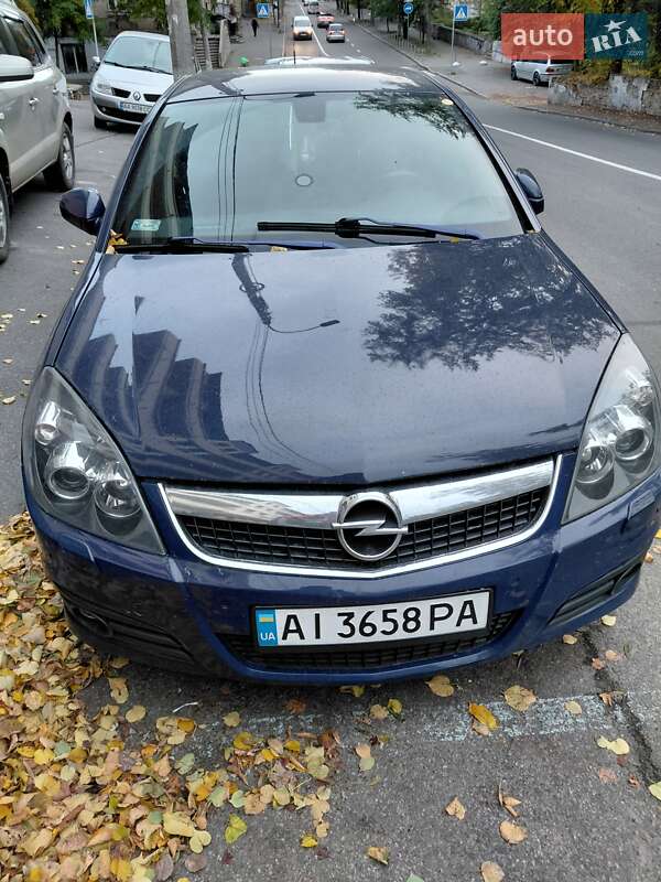 Ліфтбек Opel Vectra 2008 в Києві фото Ліфтбек Opel Vectra 2008 в Києві