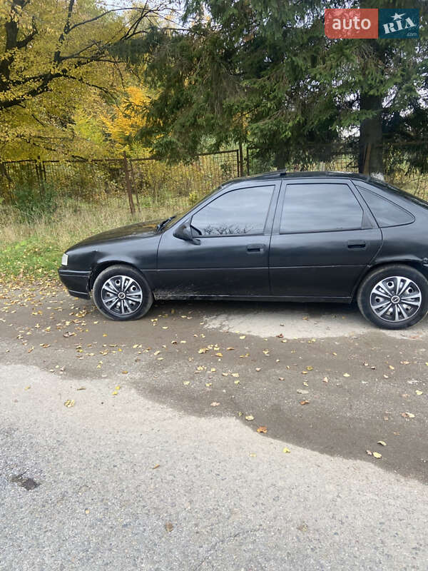 Седан Opel Vectra 1993 в Самборі
