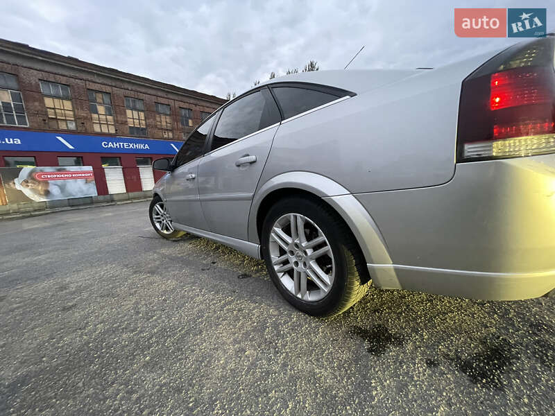 Ліфтбек Opel Vectra 2002 в Кременчуці фото 5 Ліфтбек Opel Vectra 2002 в Кременчуці