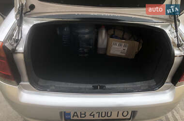 Седан Opel Vectra 2005 в  фото 19 Седан Opel Vectra 2005 в