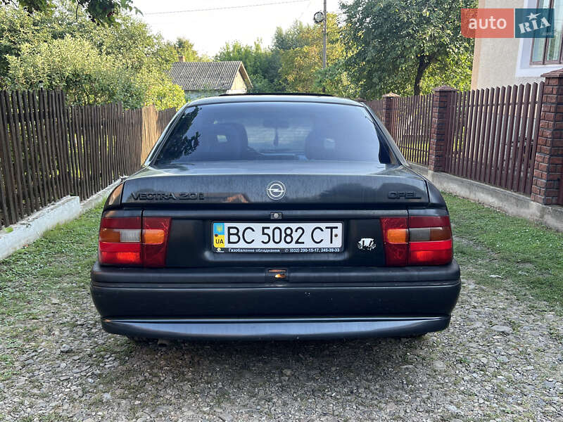 Седан Opel Vectra 1994 в Каменке-Бугской