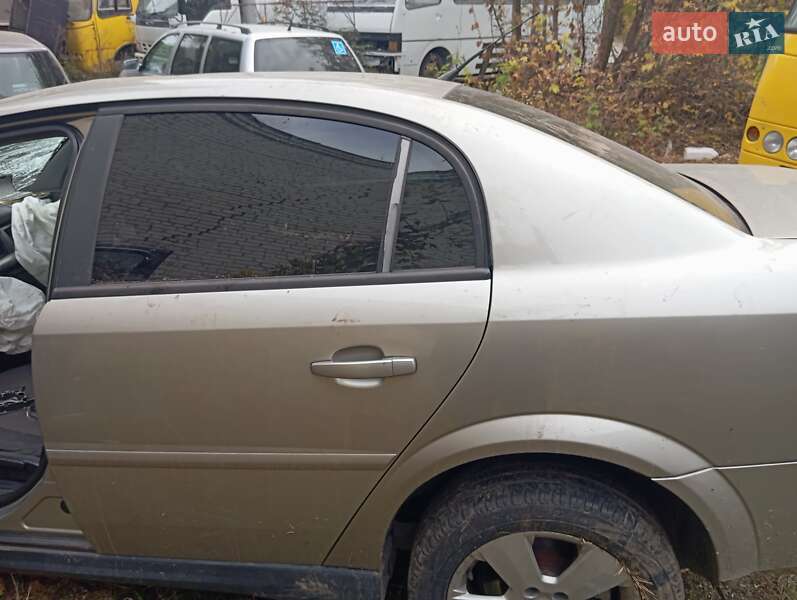 Седан Opel Vectra 2004 в Черкассах фото 10 Седан Opel Vectra 2004 в Черкассах