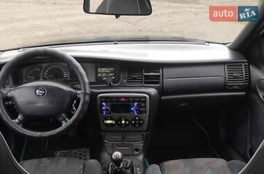 Универсал Opel Vectra 1998 в  фото 4 Универсал Opel Vectra 1998 в