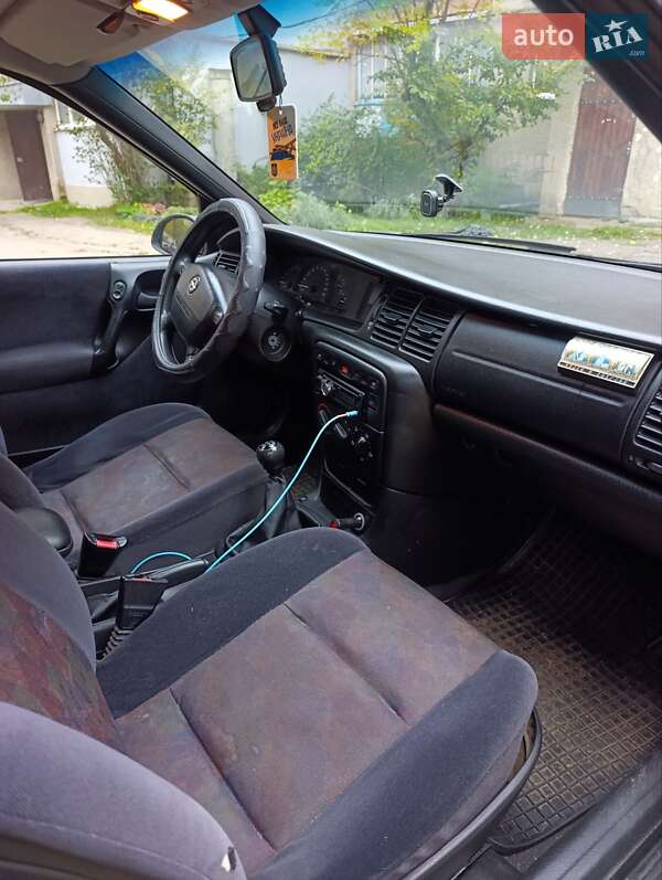 Ліфтбек Opel Vectra 1998 в Івано-Франківську фото 9 Ліфтбек Opel Vectra 1998 в Івано-Франківську
