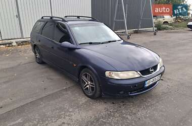 Универсал Opel Vectra 1999 в Гайсине