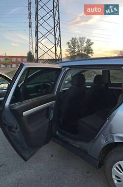 Универсал Opel Vectra 2005 в 