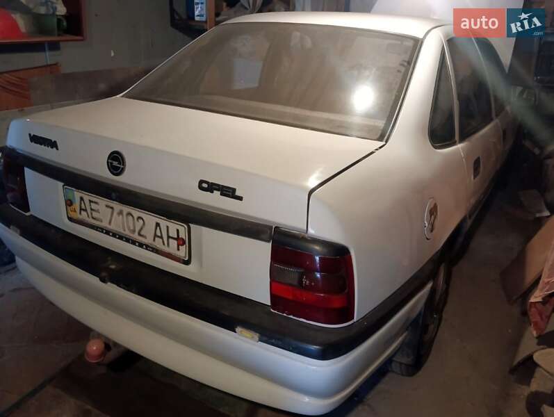 Седан Opel Vectra 1993 в Кривом Роге