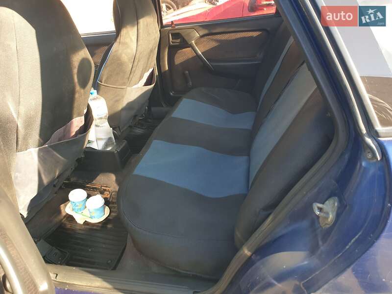 Седан Opel Vectra 1993 в Луцке фото 3 Седан Opel Vectra 1993 в Луцке