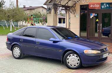 Лифтбек Opel Vectra 1997 в 