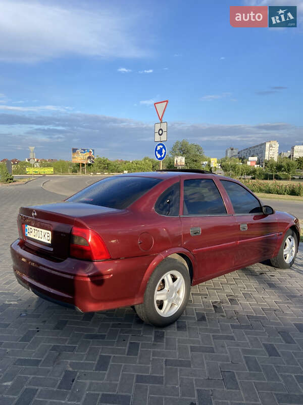 Седан Opel Vectra 1997 в Запорожье фото 2 Седан Opel Vectra 1997 в Запорожье