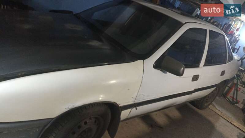 Седан Opel Vectra 1991 в Борисполі