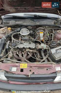 Седан Opel Vectra 1991 в  фото 2 Седан Opel Vectra 1991 в
