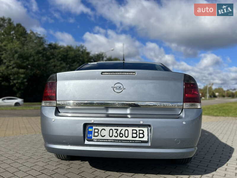 Седан Opel Vectra 2007 в Львове