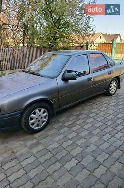 Седан Opel Vectra 1991 в Черновцах