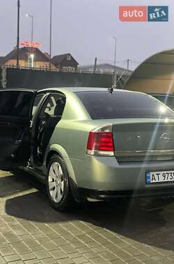 Седан Opel Vectra 2003 в Рогатине