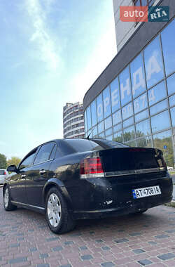 Ліфтбек Opel Vectra 2007 в  фото 9 Ліфтбек Opel Vectra 2007 в