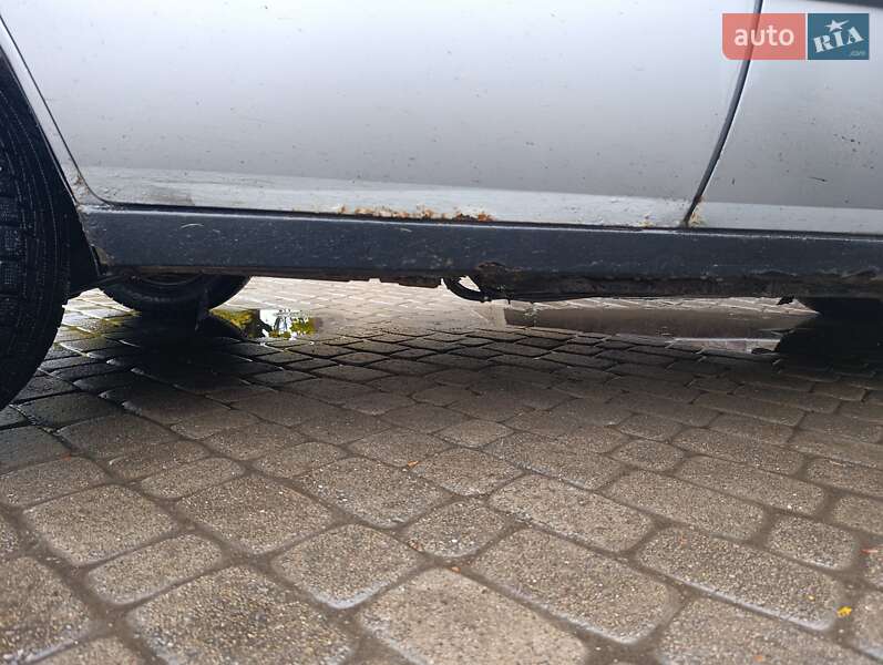 Седан Opel Vectra 1993 в Ивано-Франковске фото 5 Седан Opel Vectra 1993 в Ивано-Франковске