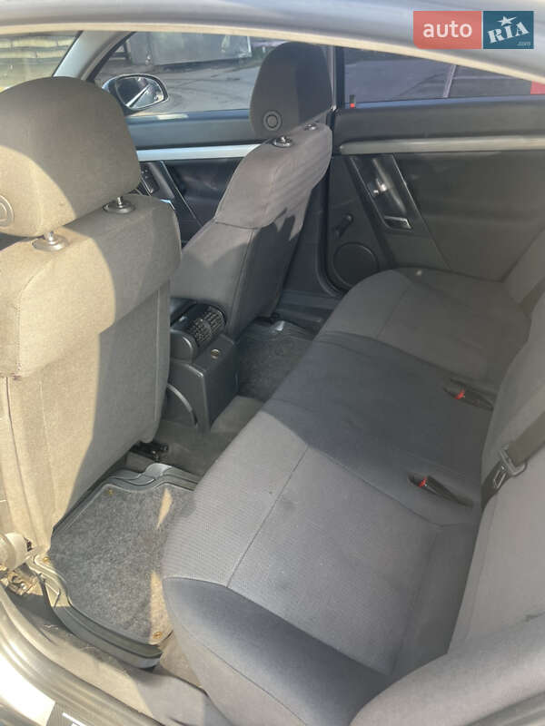 Седан Opel Vectra 2003 в Мерефа