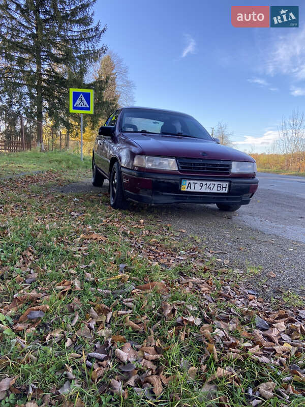 Седан Opel Vectra 1990 в Самборі фото 2 Седан Opel Vectra 1990 в Самборі