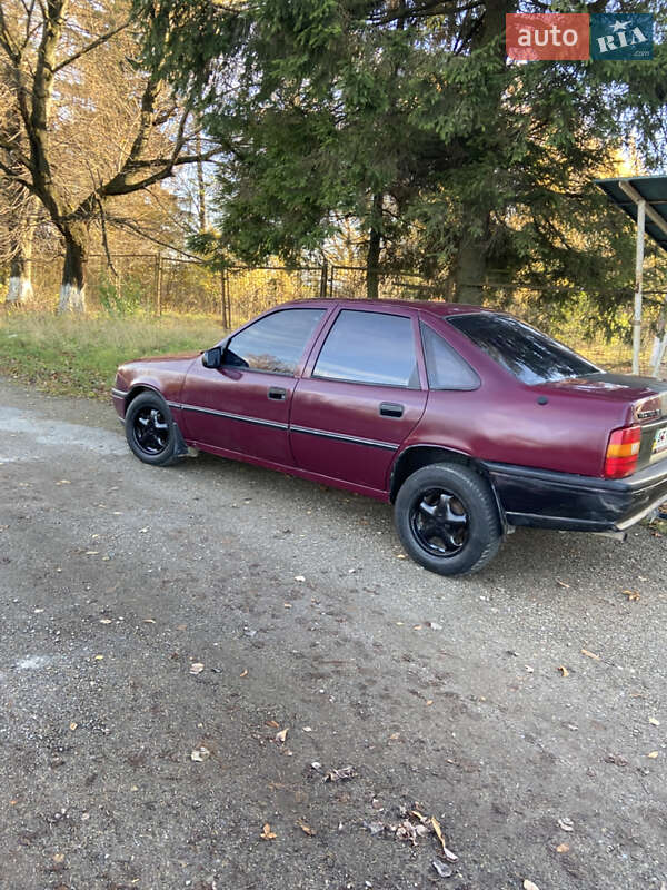 Седан Opel Vectra 1990 в Самборі фото 7 Седан Opel Vectra 1990 в Самборі
