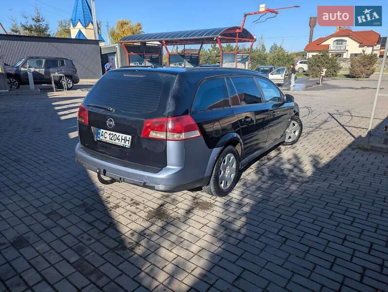Универсал Opel Vectra 2005 в Городке