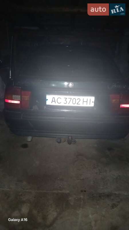 Лифтбек Opel Vectra 1995 в Ровно фото 8 Лифтбек Opel Vectra 1995 в Ровно