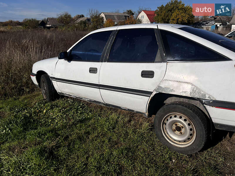 Седан Opel Vectra 1990 в Києві