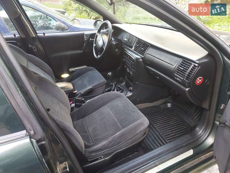 Універсал Opel Vectra 2000 в Дрогобичі