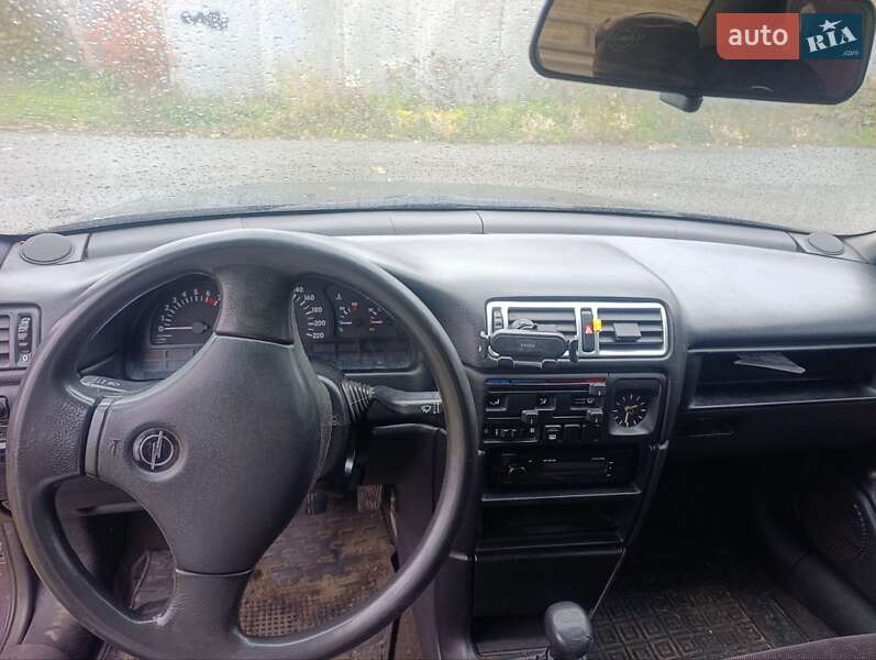 Седан Opel Vectra 1991 в Харькове