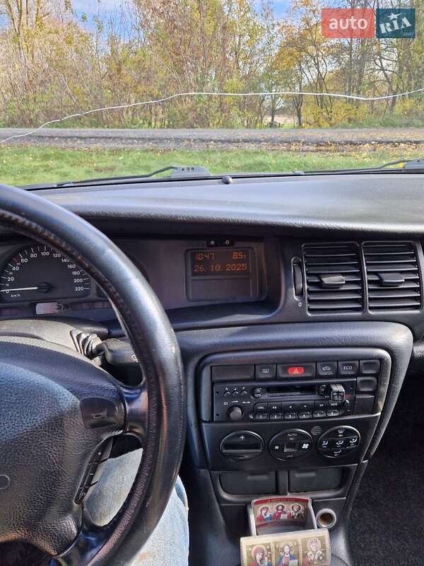 Седан Opel Vectra 1997 в Недригайлове