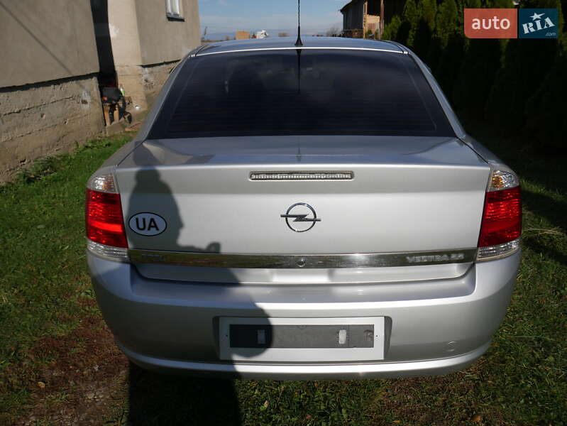 Седан Opel Vectra 2007 в Берегово фото 16 Седан Opel Vectra 2007 в Берегово