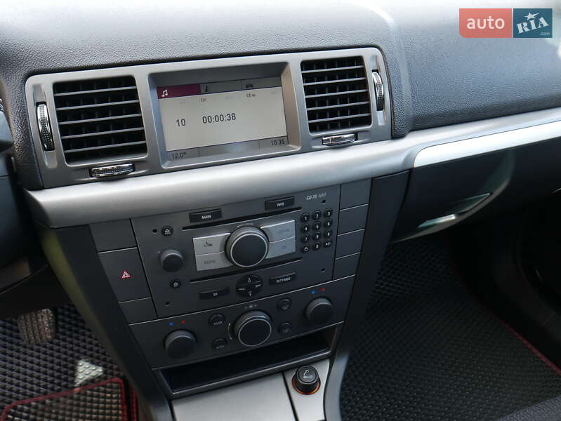 Седан Opel Vectra 2007 в Берегово фото 29 Седан Opel Vectra 2007 в Берегово